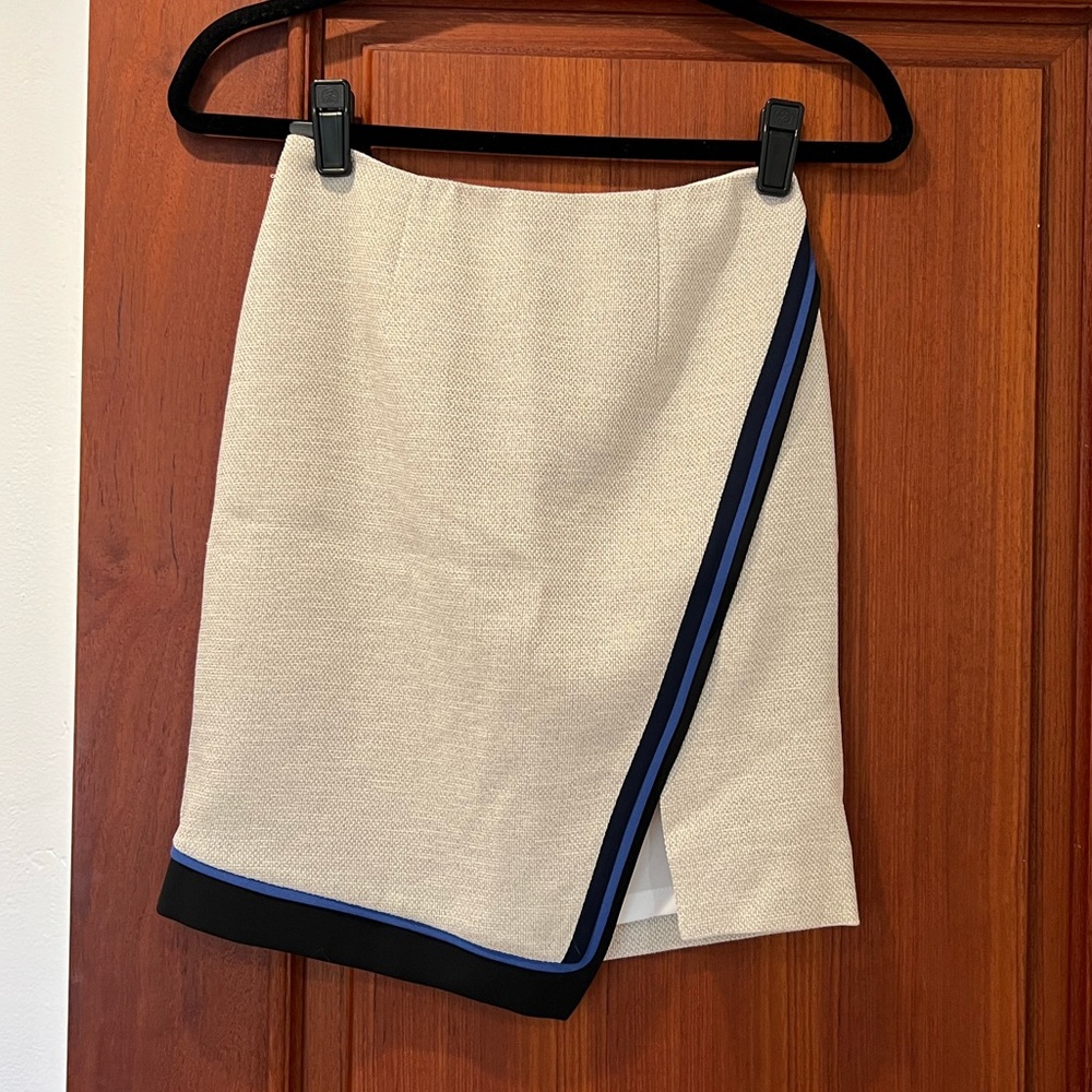 NWOT Beige tweed Mini Skirt